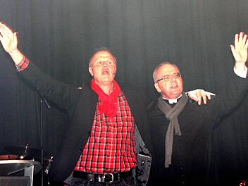 Impressionen von der Höchstadter Rosenmontagsparty. Foto: Johanna Blum