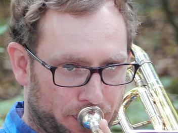 Pfarrer Michael Maul spielt im örtlichen Posaunenchor mit. Foto: Reinhard Löwisch