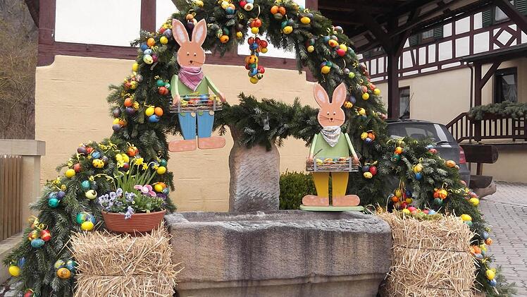Osterbrunnen in Frauendorf, Foto: Svetlana Häusler