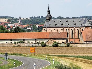 Im Kreis Haßberge gibt es mit Mariaburghausen ein ehemaliges Zisterzienserkloster. Heute untersteht es der Universität Würzburg und wird als landwirtschaftliches Gut bewirtschaftet. Foto: Günther Geiling