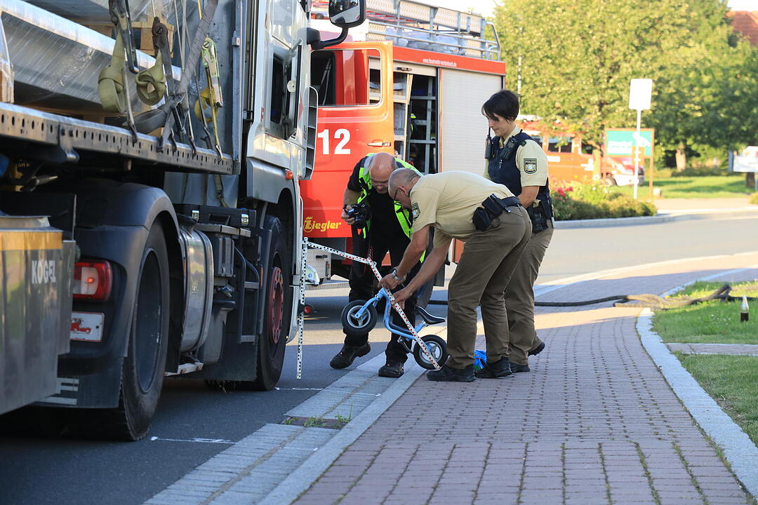 Kreis Bad Kissingen: Lkw erfasst Kind (2)