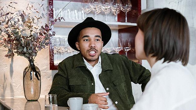 Die K&ouml;rpersprache von M&auml;nnern ist sehr aussagekr&auml;ftig.