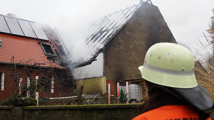 Scheunenbrand in Langendorf. Foto: Arkadius Guzy