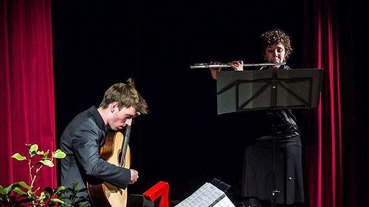 Gitarrist und Lautenist: Elias Conrad gastierte im Elsicher Dorfhaus.Foto: Jochen Berger
