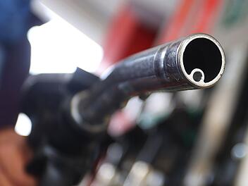 Polizeieinsatz nach Vorfall an Tankstelle in Schwarzenbach am Wald