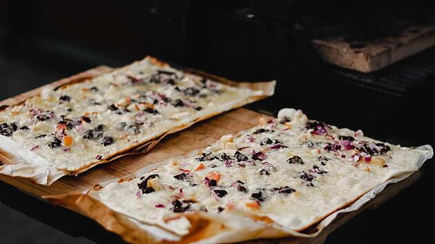 Flammkuchen-Blutwurst.jpg