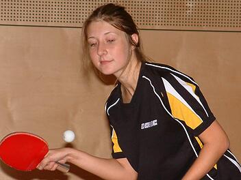 Die erfolgreichste und damit stärkste Spielerin beim SV Fischbach und zugleich in der Oberfrankenliga ist Carolin Studtrucker. Foto: Hans Franz