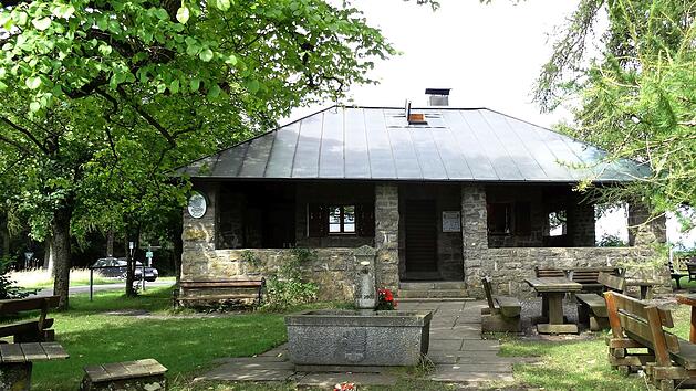Traditionell beginnt die Saison auf der Alexandrinenhütte immer an Ostern. Doch dieser Termin wird sich in diesem Jahr nicht halten lassen.