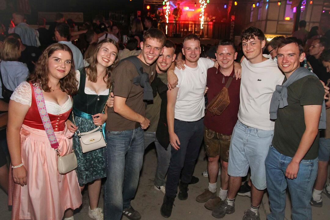 23 Bierkeller und 7 Musikb&uuml;hnen