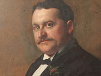 Johann Sichart in Öl: Michel Weiß porträtierte den Bezirksoberlehrer im Jahr 1900. Foto: Jochen Nützel