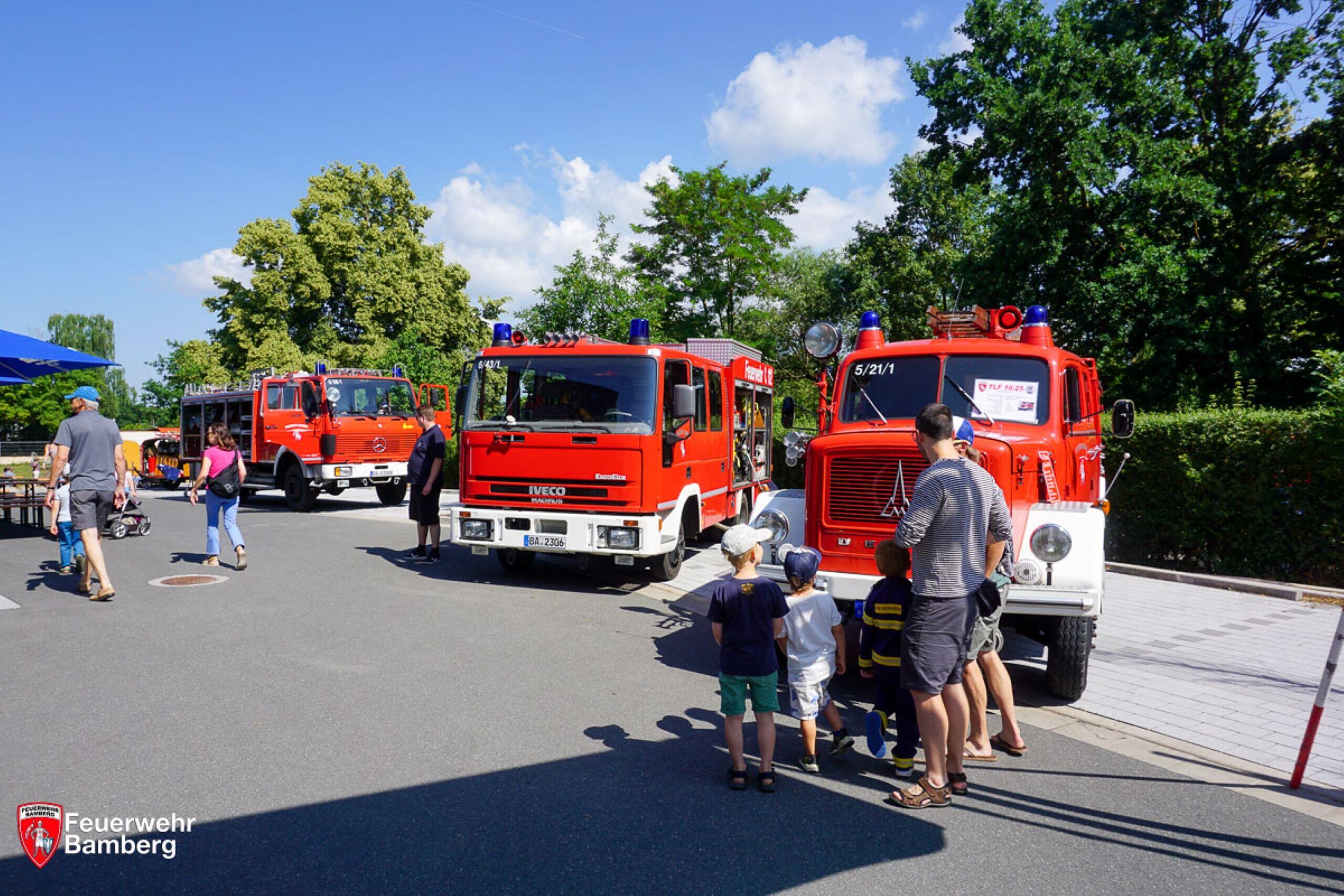 Bamberg Feuerwehr veranstaltete einen "Tag der offenen Tore" das
