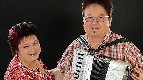 Gitti und Frank Herold treten auf der Staffelsteiner Seebühne und im Lichtenfelser „Pinkus“ auf.