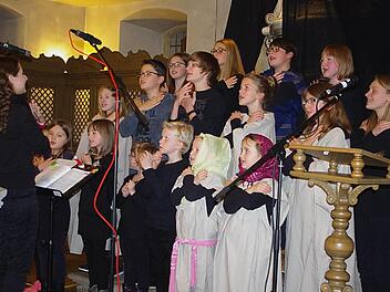 Die "Marktrodacher Ohrwürmer" vermittelten das Schicksal von "Johannes dem Täufer" in einem mitreißenden Musical. Foto: Heike Schülein