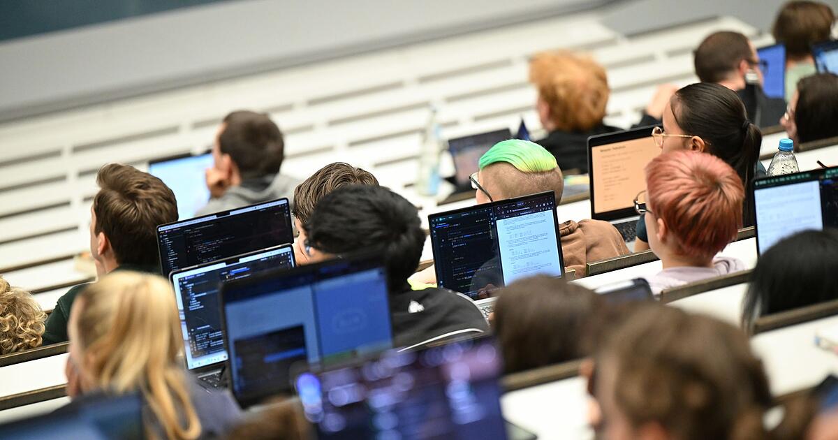 Frauen-entscheiden-sich-h-ufiger-f-r-MINT-Studium