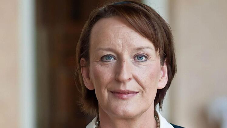 Andrea Kremper hat die Fotos im neuen Spielzeitheft des Landestheaters in szene gesetzt.