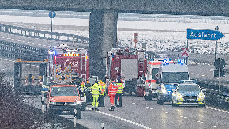 Verdacht auf Sprengstoff - A3 im Kreis Regenburg gesperrt