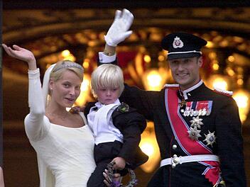 Kronprinz Haakon und Kronprinzessin Mette-Marit mit Marius