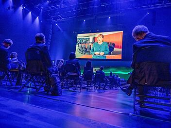 Bundeskanzlerin Angela Merkel beim Tag der Industrie des BDI. Die Tagung findet teils in Präsenz und teils virtuell statt. Foto: Michael Kappeler, dpa
