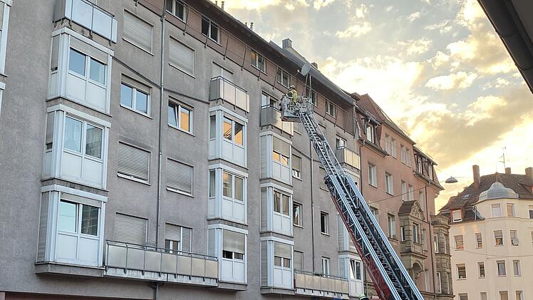 F&uuml;rth: Bewohner stirbt bei Brand
