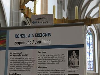 Bis zum 15. November ist die Ausstellung zum II. Vatikanischen Konzil noch in der Herz-Jesu-Kirche zu sehen. Foto: Anja Greiner