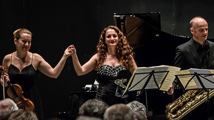 Das Trio Rhapsody Three begeisterte das Publikum beim Coburger "Verein". Foto: Jochen Berger