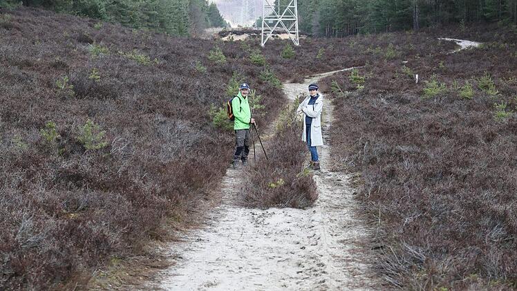 Unterwegs auf unserer Dünenwanderung mit Andi Schettler. Foto: Barbara Herbst