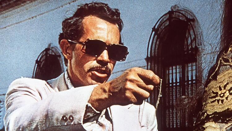 Warren Oates spielt in Sam Peckingpahs düsterem Neo-Western "Bring mir den Kopf von Alfredo Garcia" einen Mann, der zum Kopfgeldjäger wird.