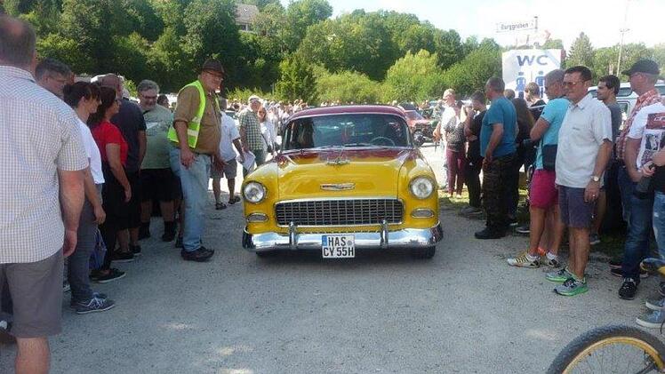 Auf dem Oldtimertreffen in Aufse&szlig; Foto: Horst Kr&auml;mer