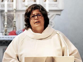 Claudia Nowak aus Wonfurt arbeitet ab sofort mit einer halben Stelle als Pastoralreferentin in der Pfarreiengemeinschaft Haßfurt.  Foto: ul