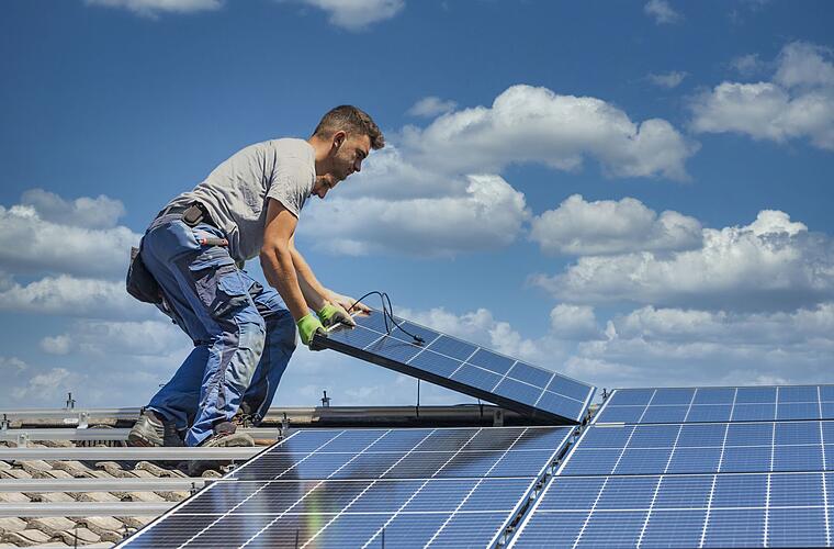Photovoltaikanlage: Solarfirma auswählen - 6 wichtige Kriterien