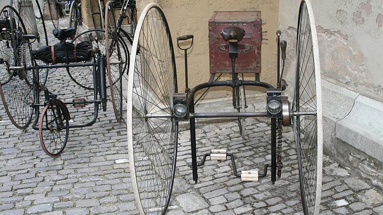 Bei den Dreirädern ist das kleine Rad mal vorne, mal - wie bei diesem Modell - hinten. Foto: Daniela Röllinger