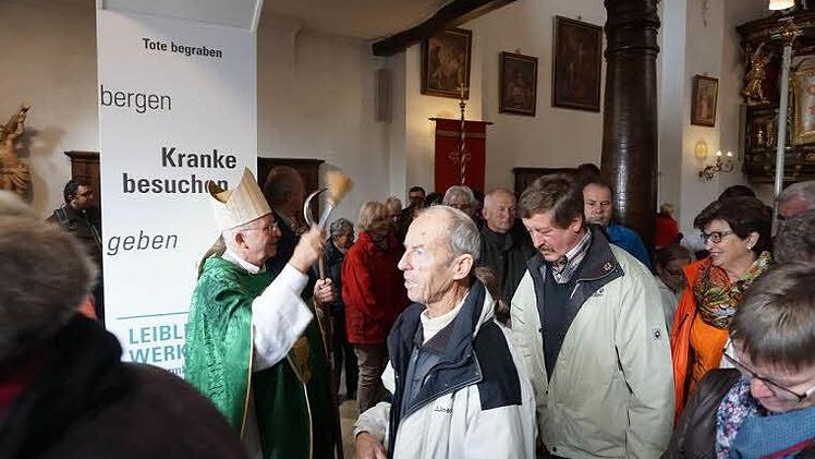 Eindruck von der Feierlichkeit zur Schließung der Heiligen Pforte.  Foto: Marion Eckert