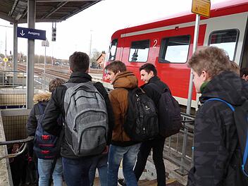Der Bahnhof Neuenmarkt soll barrierefrei werden. Foto: Archiv/Werner Reißaus
