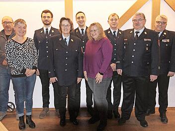 Neu aufgestellt hat sich die Freiwillige Feuerwehr Mödlitz mit Knut Morgenroth, Claudia Hofmann, Johannes Ritz, Claudia Ritz, Philipp Graf, Alexandra Hohnhaus, Michael Graf, Matthias Weber und Matthias Schuhbäck (von links).