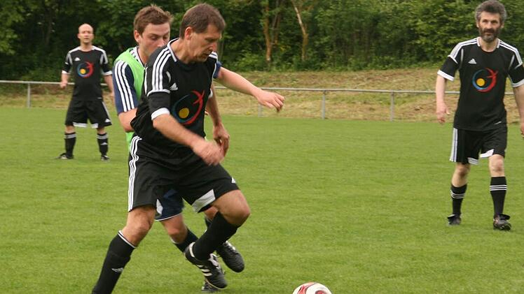 Bayerische-Fußball-Klerus-Auswahl vs. Promi-Mannschaft Münnerstadt - 2.6.2013 Münnerstadt