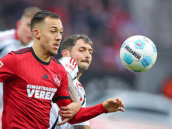 N&uuml;rnberg weiter in der Ergebnisdelle: 2:2 gegen D&uuml;sseldorf