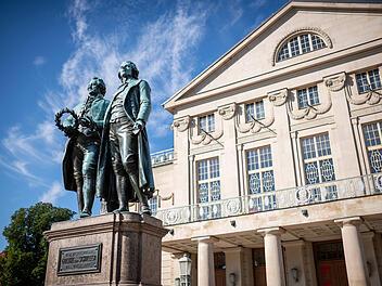 Goethe-_und_Schiller-Denkmal