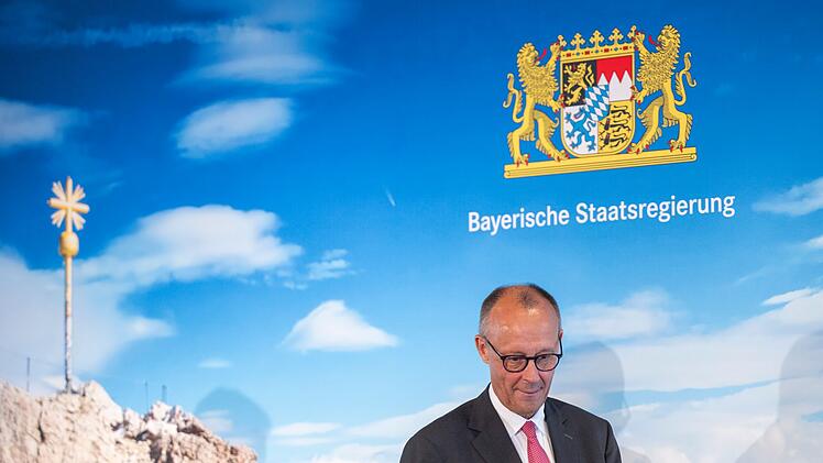 Bayerisches Kabinett tagt mit Bundeskanzler Merz