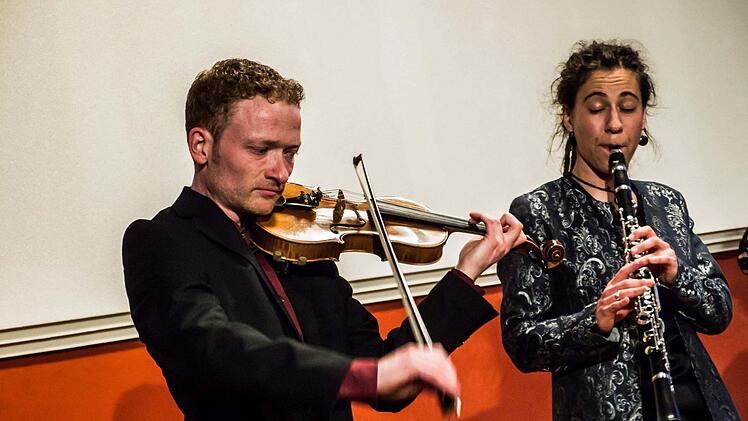 Faszinierende Klezmer-Klänge bot das Ensemble "Sher on a Shier" beim Gastspiel im Coburger Haus Contakt.Foto: Jochen Berger