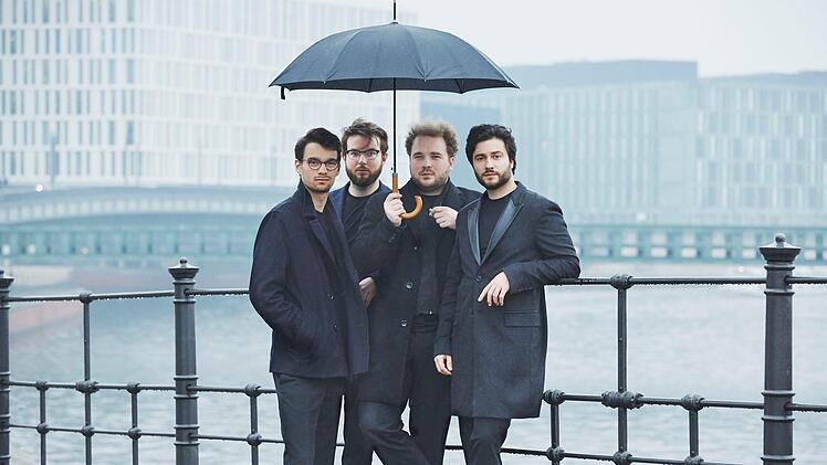 'Das Goldmund Quartett gestaltet am Montag, 7. Oktober, das Auftaktkonzert der neuen Saison beim Coburger "Verein". Das Konzert im HUK-Foyer beginnt um 20 Uhr. Solistin ist die Coburger Sopranistin Francesca Paratore.Foto: privat