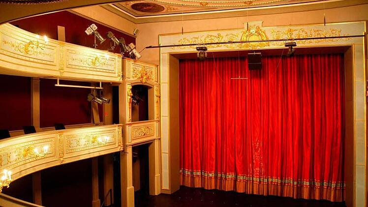 Umbruch an der Bamberger Bühne. Das Theater trennt sich zum Ende der Saison von 13 Schauspielern und sieben Mitarbeitern aus der Dramaturgie und Ausstattung. Foto: Archiv