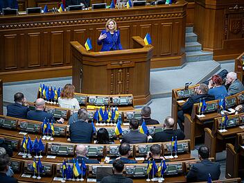 Bundestagstagspr&auml;sidentin Kl&ouml;ckner in der Ukraine