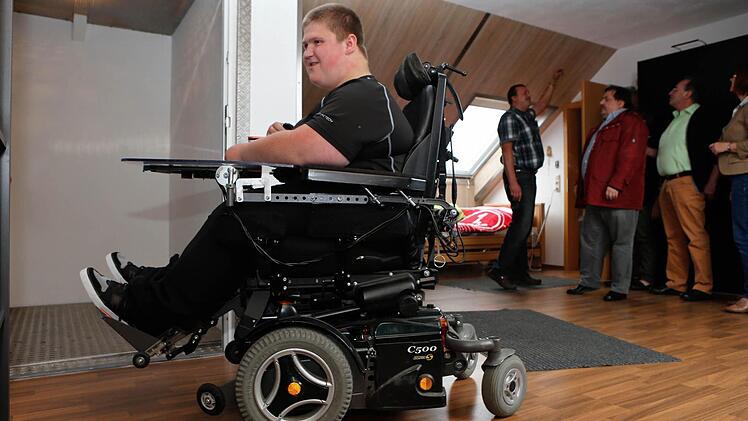 Direkt vom Zimmer geht es in den Aufzug. Foto: Matthias Hoch
