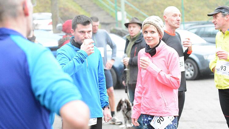 Schnappschüsse vom Fuschter Silvesterlauf.