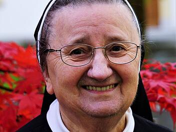 Zell am Main: Oberzeller Franziskanerinnen trauern um Schwester - "lebte aus der Eucharistie"