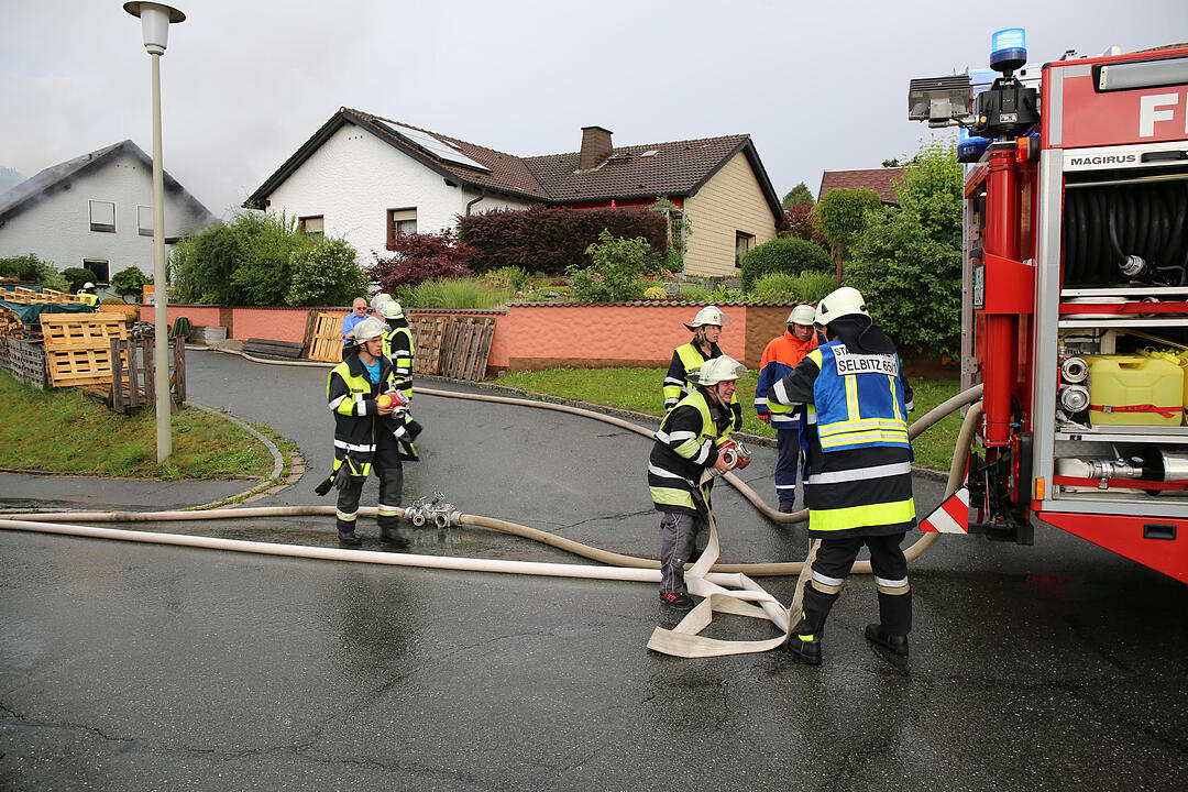 Kreis Hof: 44-Jährige bei Wohnhausbrand verletzt