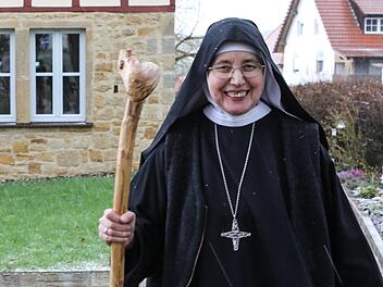 Äbtissin Maria Mechthild Thürmer  leitet  die Benediktinerinnenabtei Maria Frieden in Kirchschletten. In der dortigen Pilgerherberge finden Gäste Ruhe und Einkehr.  Es gibt Übernachtungsmöglichkeiten und  Verpflegung. Foto: Barbara Herbst