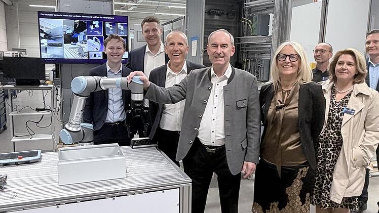 Grafenrheinfeld: Trips erh&auml;lt f&uuml;r Millionen-Investition Lob von Aiwanger