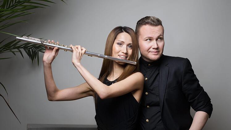 Sayuri Hattori (Querflöte) und Patrick Köbler (Piano) sind die Interpreten des Crossover-Konzerts.pr