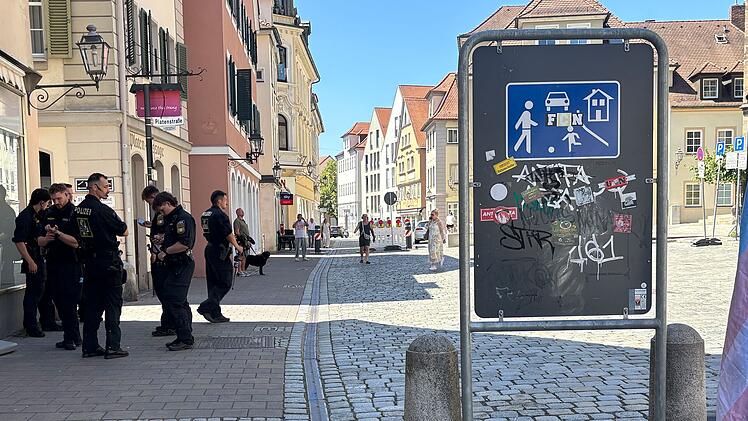 Zehn Jahre nach Ansbach-Anschlag: AfD-Veranstaltung und Gegendemo in Ansbach